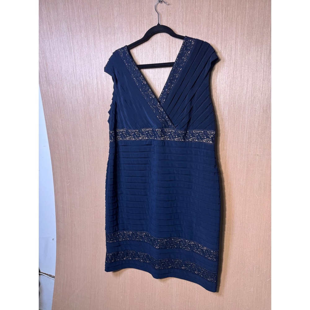 Adrianna Papell Navy Pintuck Lace Sheath Dress Plus Size 18W Cap Sleeve V-Neck